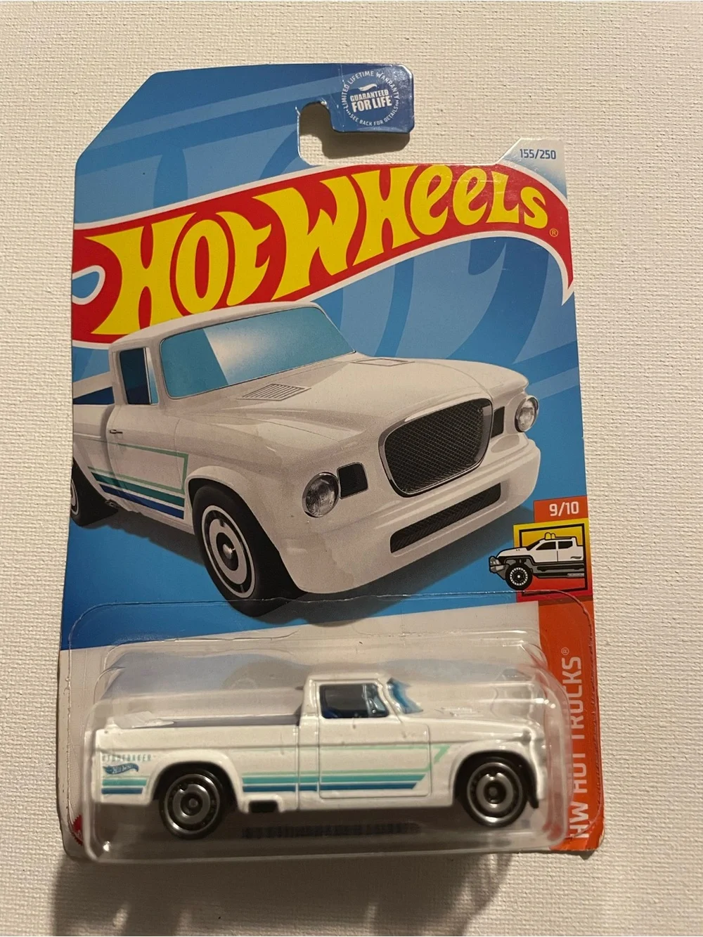 Hot Wheels Die-Cast Truck & Car Set - Multi Color Collectible Pack